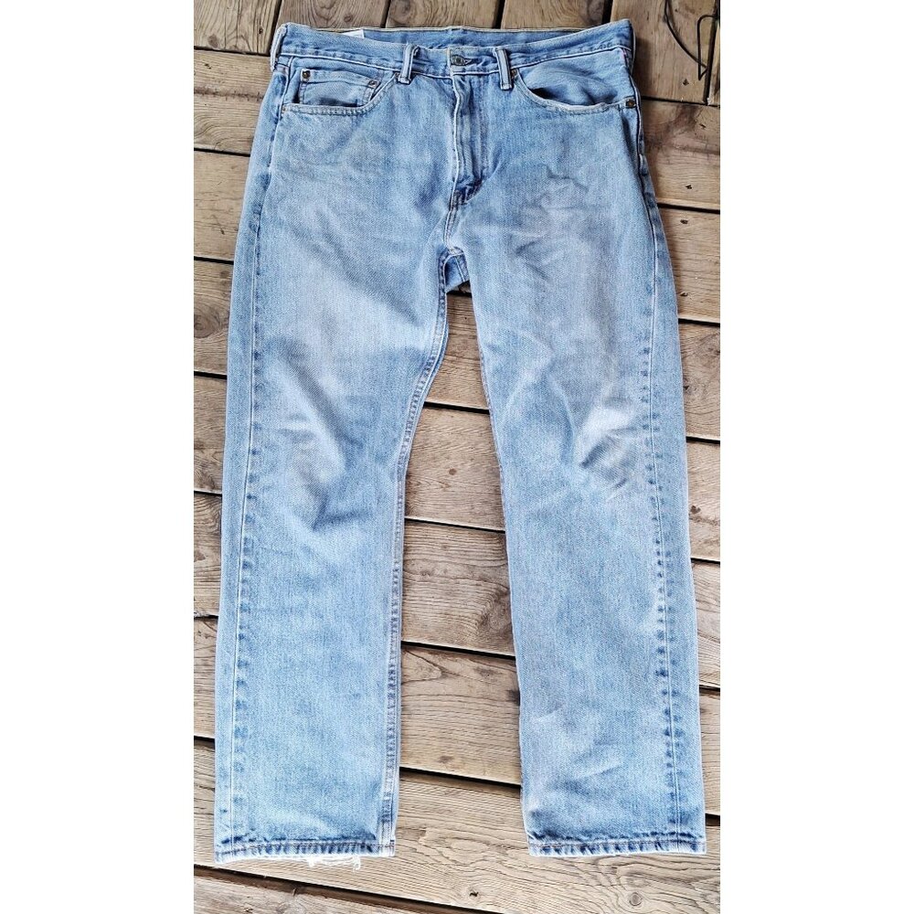 Levis 501 Light Wash Denim Jeans Straight Leg Classic Fit Button Fly Size 34x30
